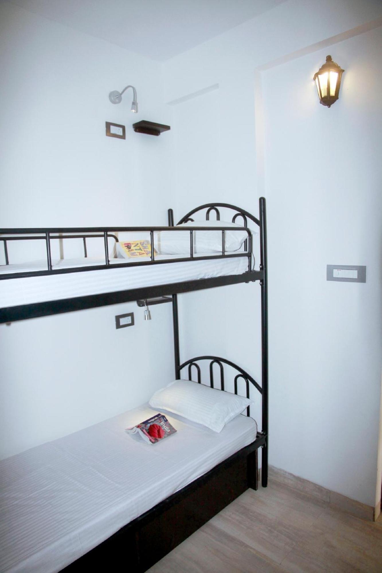 Wanderers Hostel Morjim Kültér fotó