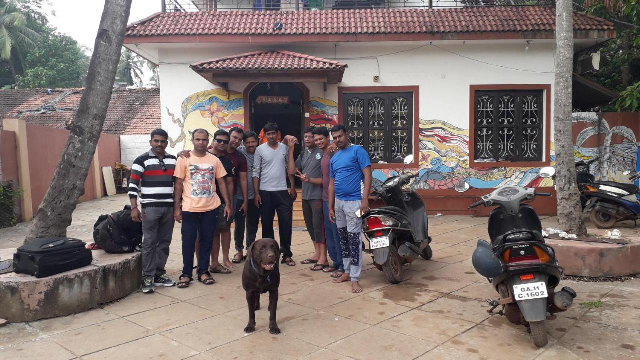 Wanderers Hostel Morjim Kültér fotó